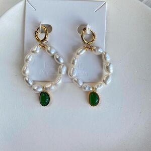 Freshwater baroque pearl hoop earrings with agates